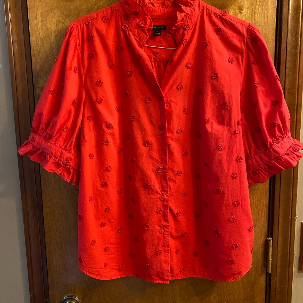 Ann Taylor Puff Sleeve Ruffle Neck Top XL